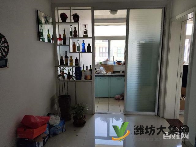 青云御景園 精裝五樓帶車庫低.價(jià)出售