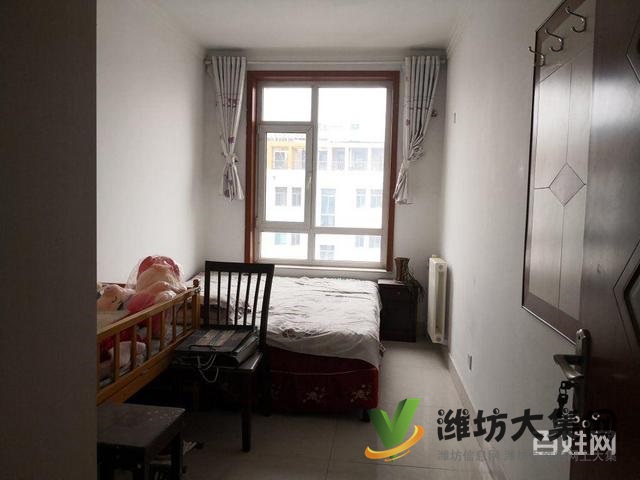 濱河花園近東城雙語學(xué)校 海岳新區(qū) 六室 三室朝陽