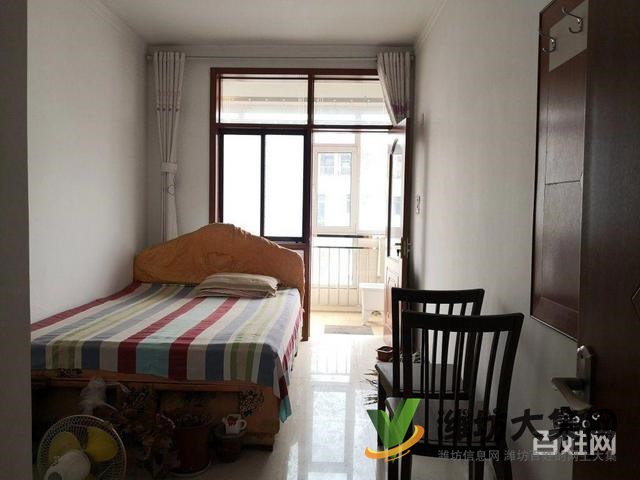 濱河花園近東城雙語學(xué)校 海岳新區(qū) 六室 三室朝陽