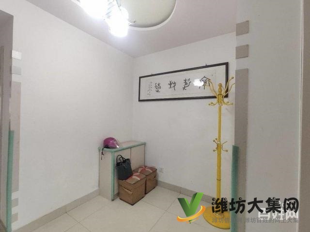 首付8萬 東埠學校 麗景苑3樓 97平 兩室兩廳 精裝 倉庫