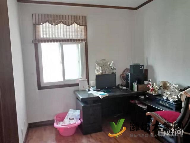 興華學(xué)區(qū)房 青云花園 精裝修 三室兩廳兩衛(wèi)