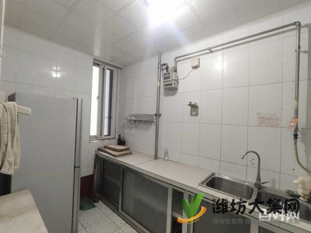 首付8萬 東埠學校 麗景苑3樓 97平 兩室兩廳 精裝 倉庫