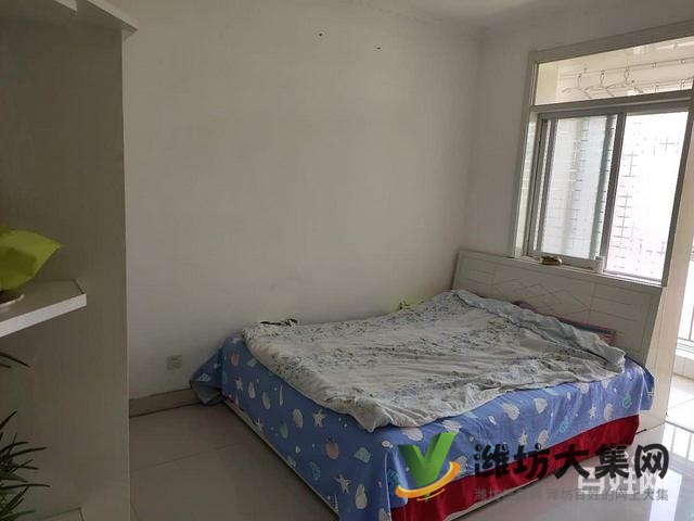 青云御景園 精裝五樓帶車庫低.價(jià)出售