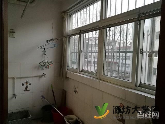 朐陽學(xué)校學(xué) 區(qū)房 翰林苑多層三樓獨(dú)棟精裝三室超大空