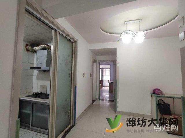 首付8萬 東埠學校 麗景苑3樓 97平 兩室兩廳 精裝 倉庫