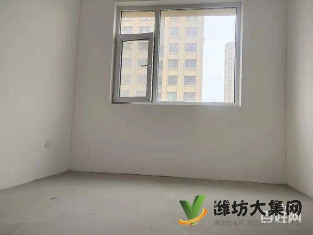 海龍學校 大華中央城和園電梯房 送車庫 隨意裝修