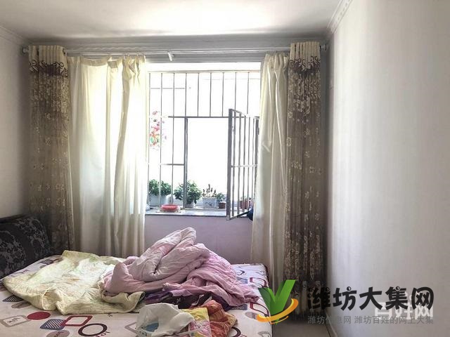 實驗* **東盛花園 精裝一樓 兩室可改三室帶車庫