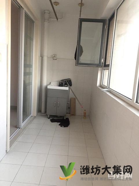 市府廣場旁 南北通透雙陽臺 精裝未住 僅85萬