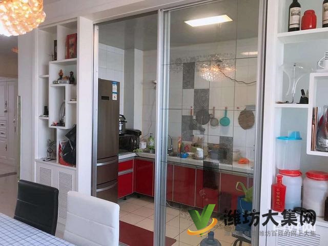 華實(shí)小區(qū) 電梯景觀樓層 精裝修帶全套家電急售