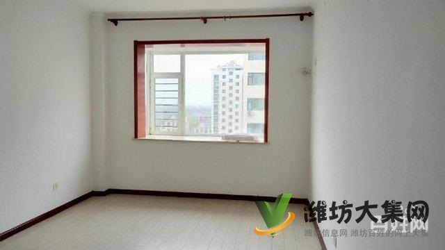 濰城區政府單位房一樓179平帶100平大院子毛坯3