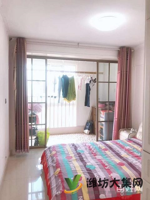 華實(shí)小區(qū) 電梯景觀樓層 精裝修帶全套家電急售