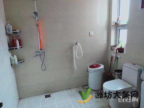 健康街濰州路福康苑多層現(xiàn)房均價(jià)6500一平領(lǐng)秀華城