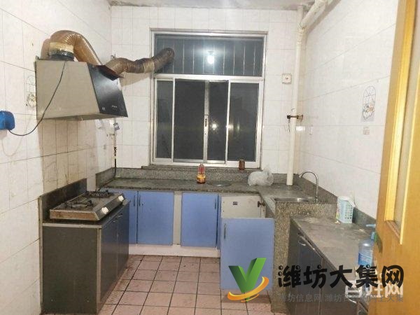 一實(shí)小近佳樂家 城市經(jīng)典旁 帶車庫(kù)有地下室 家具家