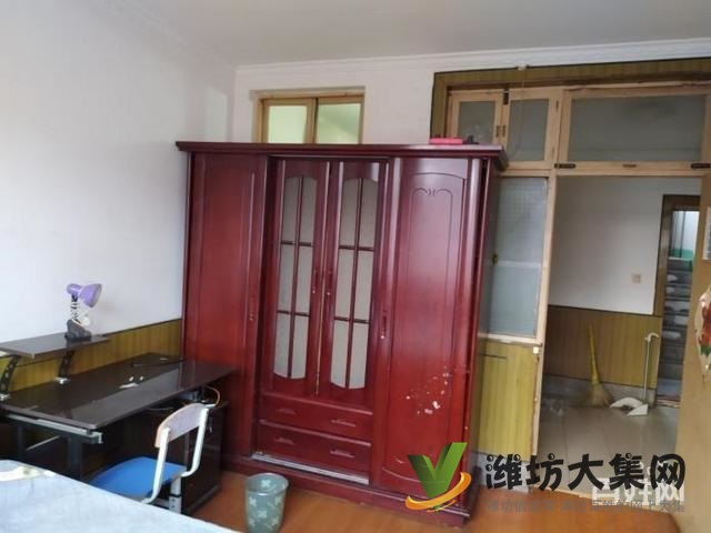 泰華萬達近葦灣小區經典2室,家電家具齊全,拎包入住。