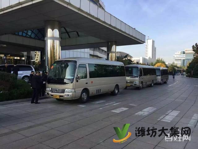 濰坊富鑫汽車租賃5座--55座【新款豪華考斯特】