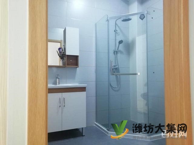 福樂多對面三友翡翠城精裝修三房兩廳家電家具齊全僅租12085