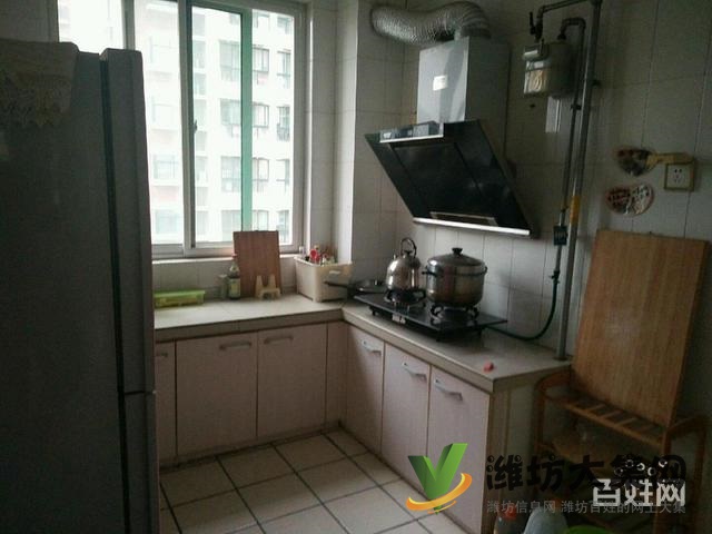 首付5萬(wàn)買福壽街外國(guó)語(yǔ)近多層78平2室朝陽(yáng)客廳帶窗