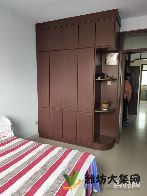 育英家園多層二樓90方精裝三室?guī)к噹斐龆悆H48萬