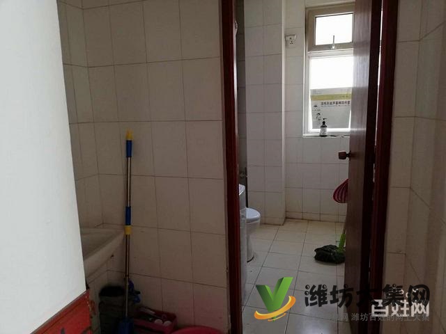 東風街永安路小學近132平客廳朝陽大三室 供暖無稅