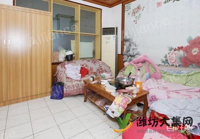 公安局小區(qū) 普通住宅 中等裝修低樓層三室過戶快