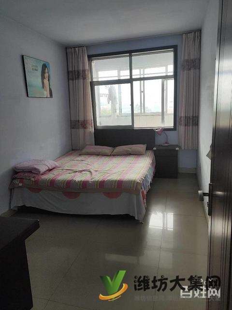 育英家園多層二樓90方精裝三室?guī)к噹斐龆悆H48萬