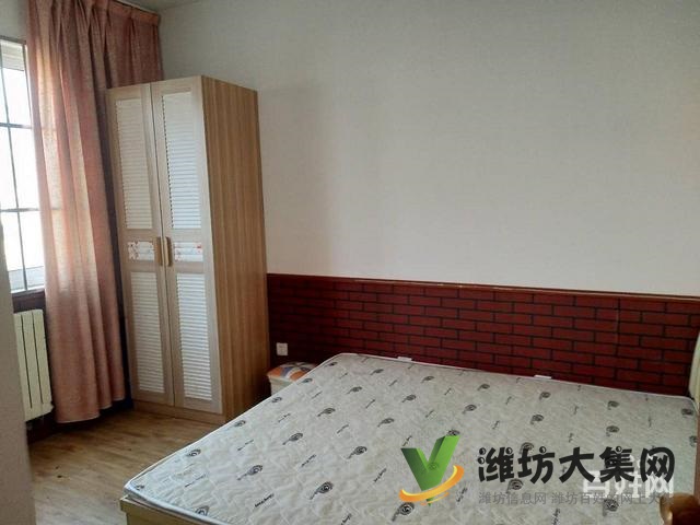 東風街永安路小學近132平客廳朝陽大三室 供暖無稅