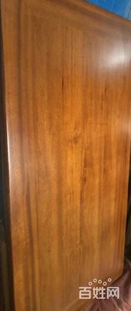 華都金馬小區(qū)精裝修帶地下室車(chē)位三臥朝陽(yáng)拎包入住火急