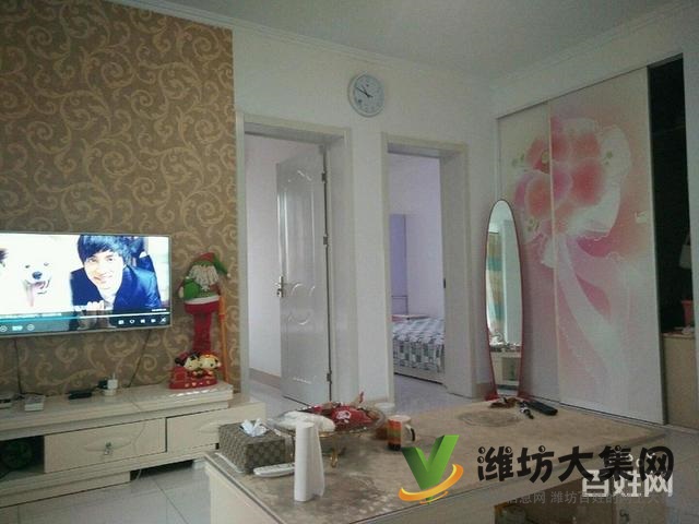 首付5萬(wàn)買福壽街外國(guó)語(yǔ)近多層78平2室朝陽(yáng)客廳帶窗