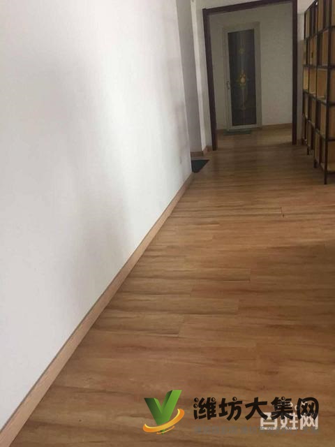 {快租免費尋址}坊子領(lǐng)海國際商務(wù)樓寫字樓出租