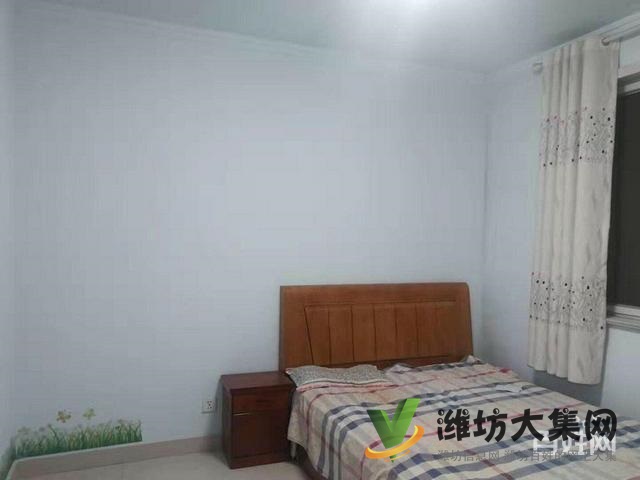 此房為結婚準備，舒適三室，精裝修，現因換大房，找有