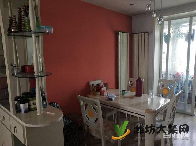 健康街濰州路 佳樂家近 領秀華城多層三樓 精裝兩室