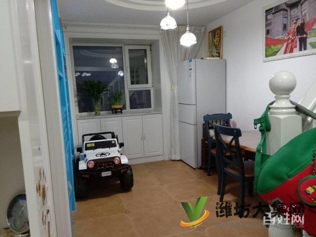 搶了!海龍學(xué)校,復(fù)式好房豪華裝修帶倉庫車庫,全套家具家電