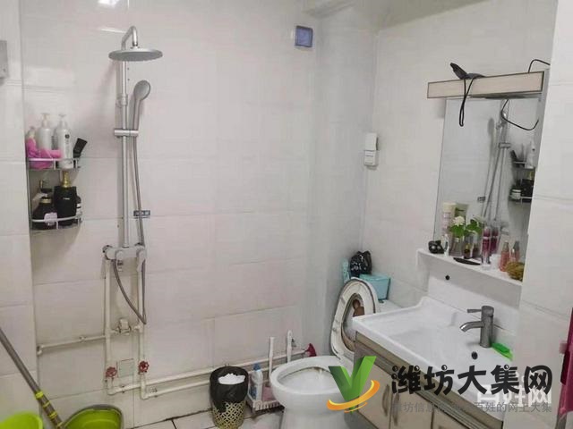 濰縣中路學房!精裝修多層二樓,全明戶型,南北通透,送家具家電