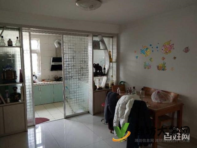 湖景龍灣,房主換了豪宅,現(xiàn)在低,價(jià)出售,帶著28平