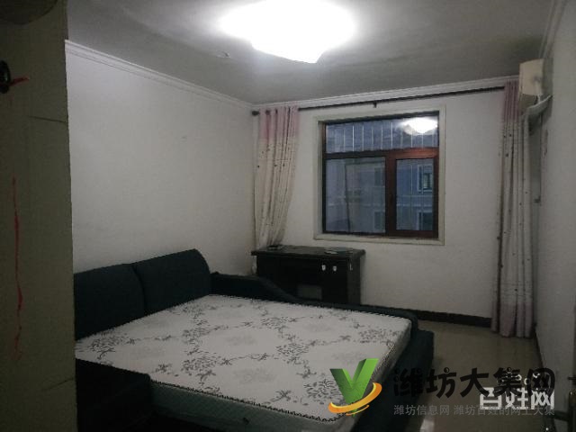 藍(lán)灣康城多層5樓中裝修送儲(chǔ)藏室兩室兩廳南北通透戶型火急急新惠