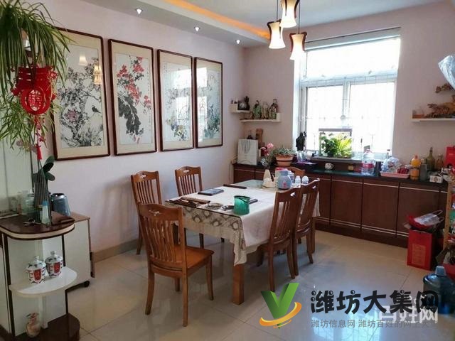 泰祥花園 多層三樓 動靜分離 精裝修 三室二廳二衛 拎包入住