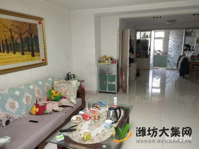 湖景龍灣,房主換了豪宅,現(xiàn)在低,價(jià)出售,帶著28平