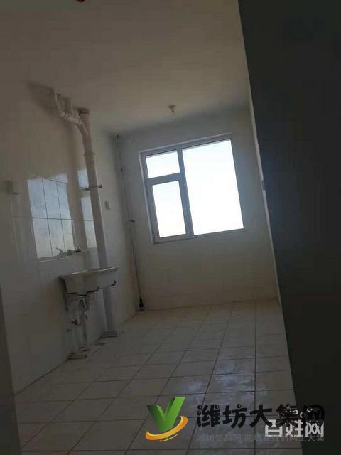 首付十萬 買濰城區政府實驗小學旁 凡爾賽麗都大三室