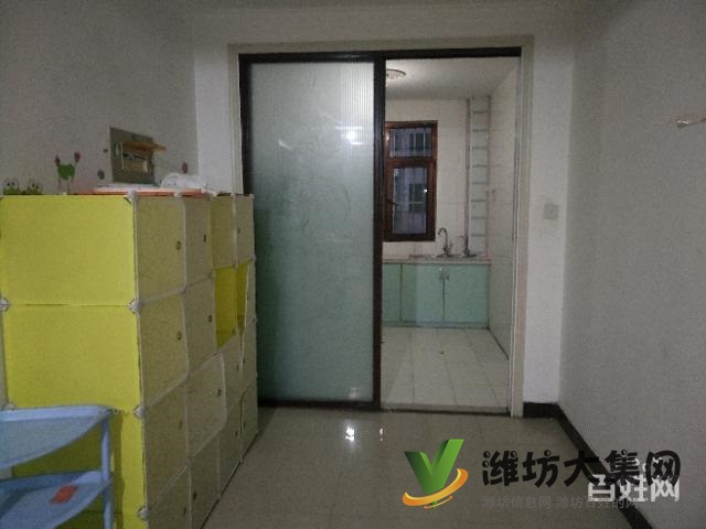 藍(lán)灣康城多層5樓中裝修送儲(chǔ)藏室兩室兩廳南北通透戶型火急急新惠