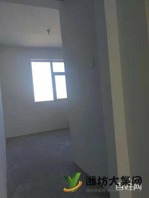 首付十萬 買濰城區政府實驗小學旁 凡爾賽麗都大三室