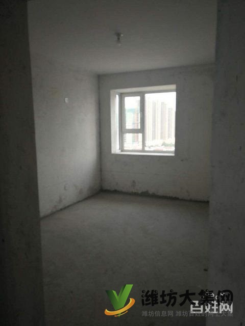 實(shí)驗(yàn)小學(xué)門口世豪華府125平大三室車位儲藏室僅售6