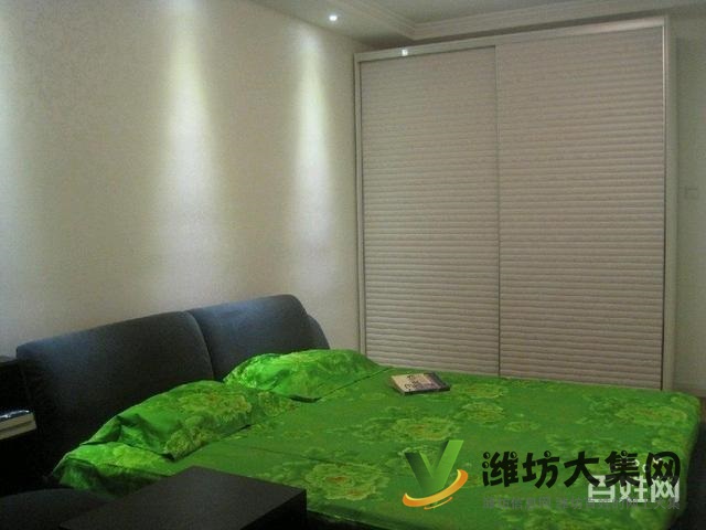 新天地購物城2室2廳1衛(wèi)頂