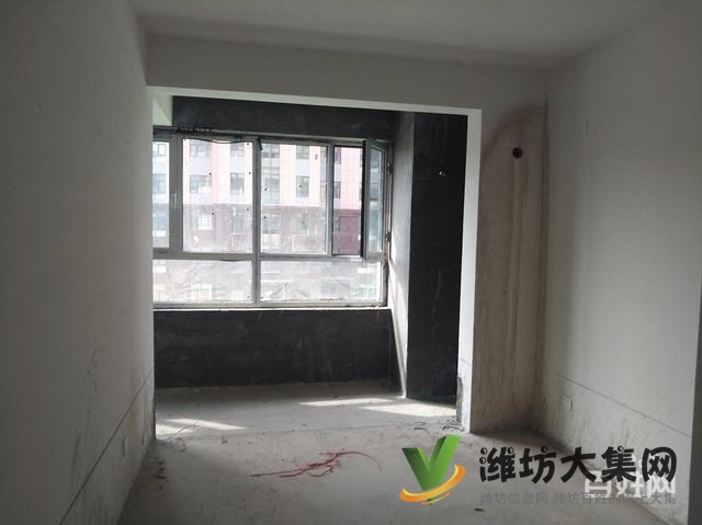 金都聚福園電梯房142平米贈后陽臺毛坯帶地下室急售