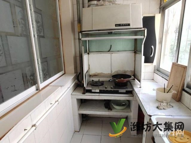 新華中學對面多層2樓南北通透精裝修交運小區 加州世紀尊品