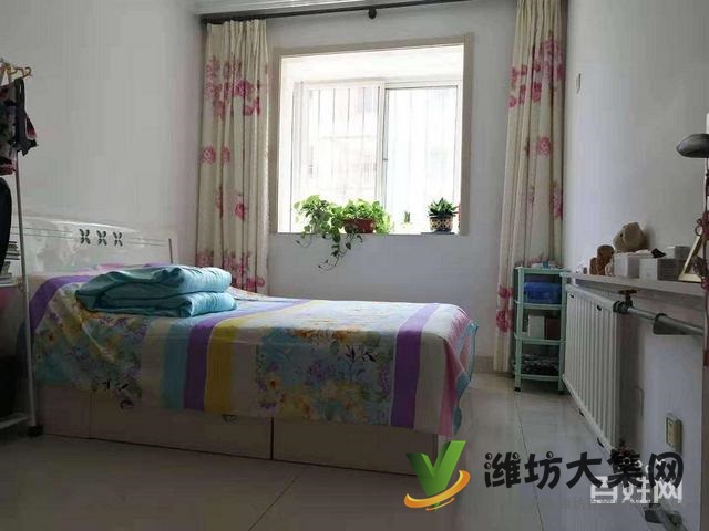 急 售 所以便宜百姓居家北區(qū)二樓供暖好三室精裝無(wú)稅