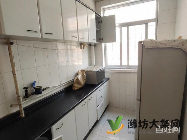 新華中學對面多層2樓南北通透精裝修交運小區 加州世紀尊品