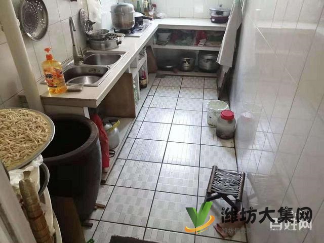 急 售 所以便宜百姓居家北區(qū)二樓供暖好三室精裝無(wú)稅