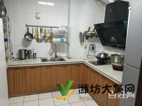 急售 萬達近 金鼎華府 精裝修兩室朝陽 出稅帶所有家電