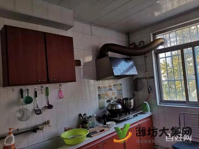 出售長城小區(qū)房子,免費(fèi)停車雙氣供暖 精裝修無稅急售43萬