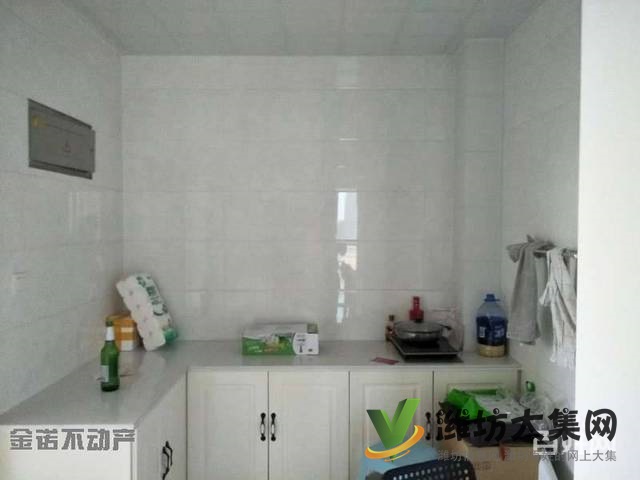 德潤(rùn)綠城片區(qū)高品質(zhì)小區(qū)百合園中間樓層精裝三室,送家具頂急新惠